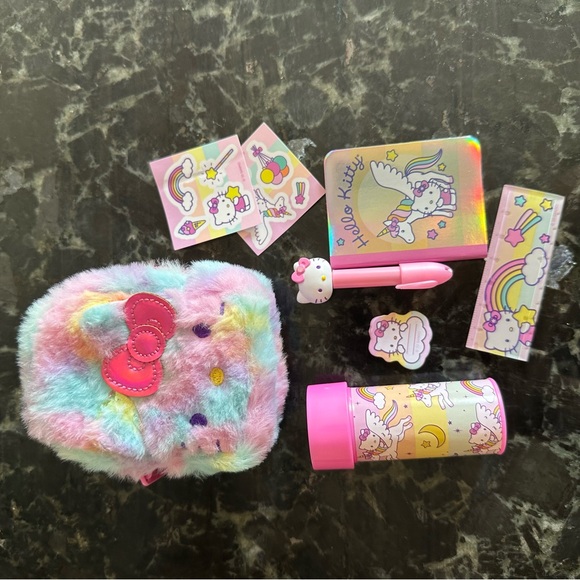 Hello kitty mini backpack with stationary accessories - Picture 3 of 3